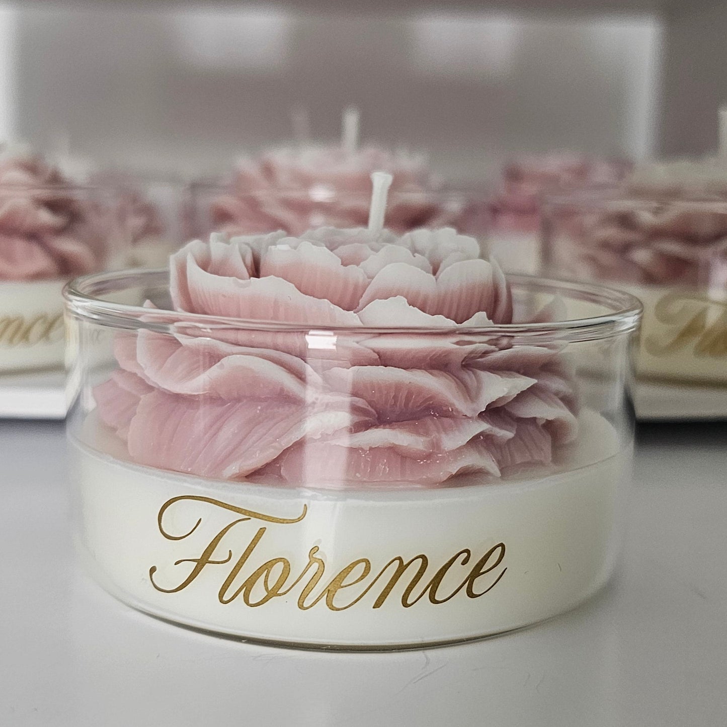 Peony in a glass bowl -no name-