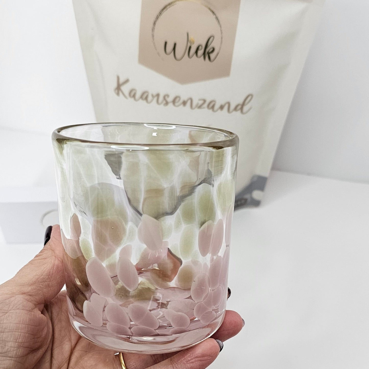 Wit kaarsenzand + 10 wieken + kaarsenglas