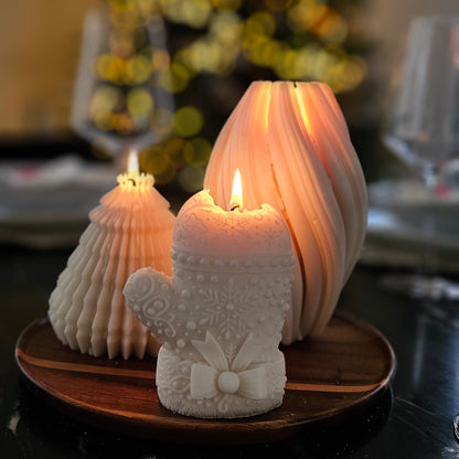 Set of pine trees, Elara XL and mittens 